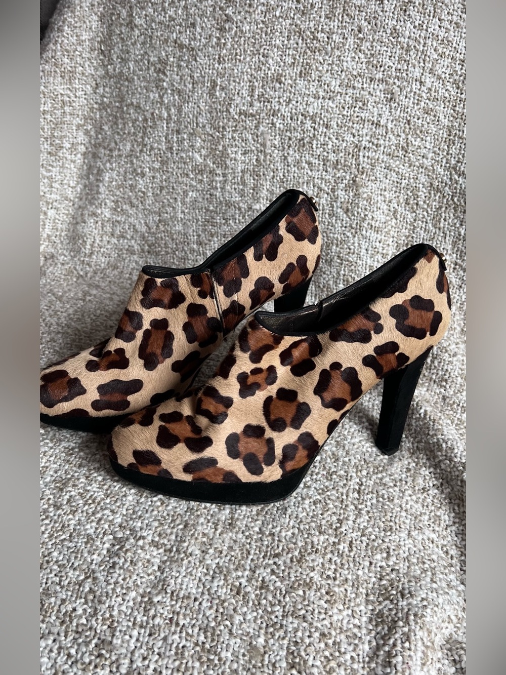 Size 11 Stuart Weitzman Leopard Print Genuine Calf Hair Platform Bootie Pumps